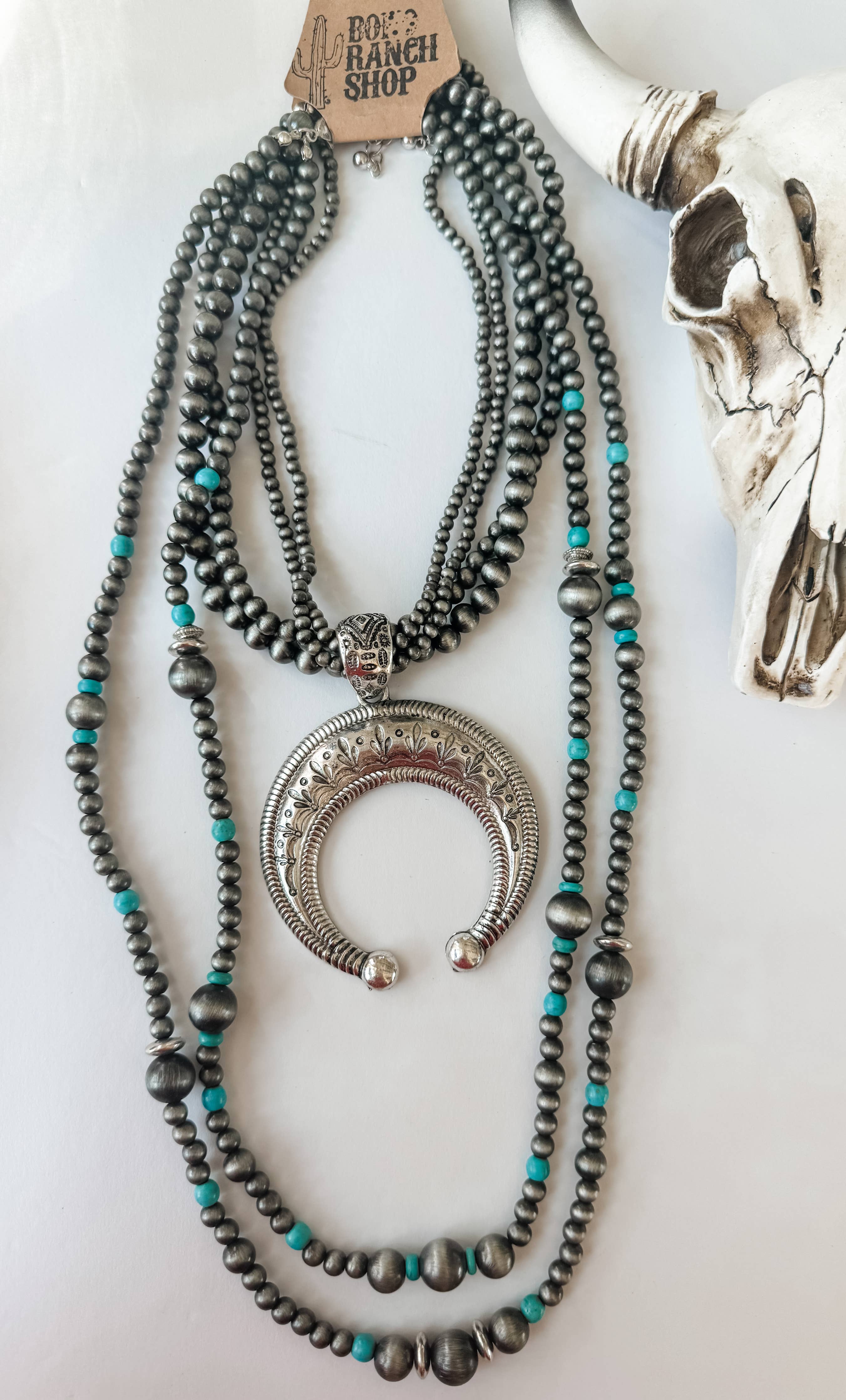 Western Navajo Style Pearl Squash Blossom Pendant Necklace