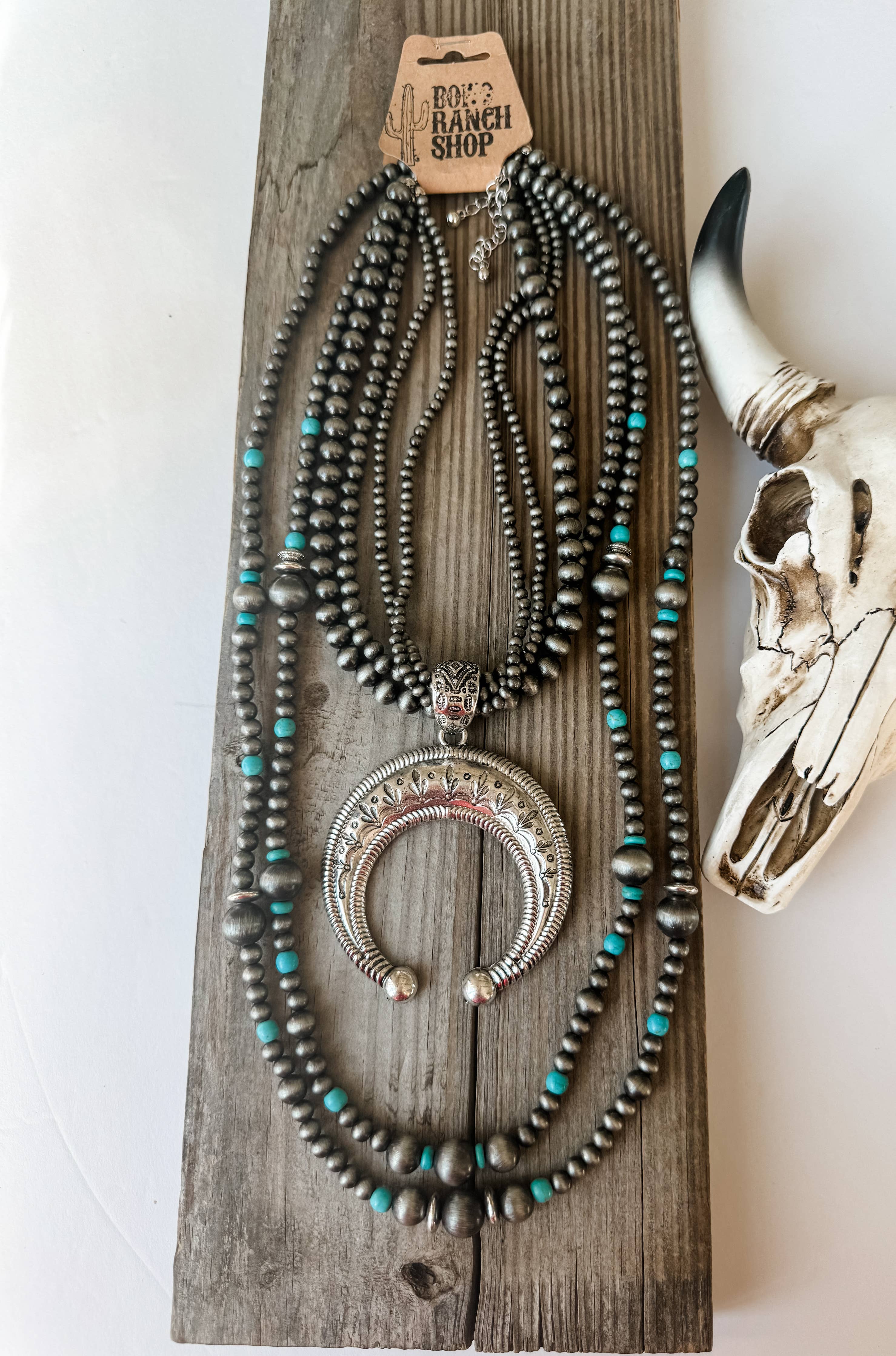 Western Navajo Style Pearl Squash Blossom Pendant Necklace