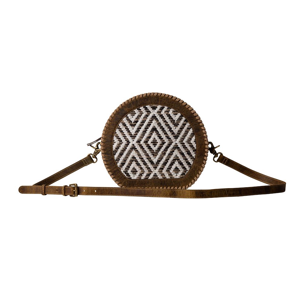 Sand Weaver Round Bag