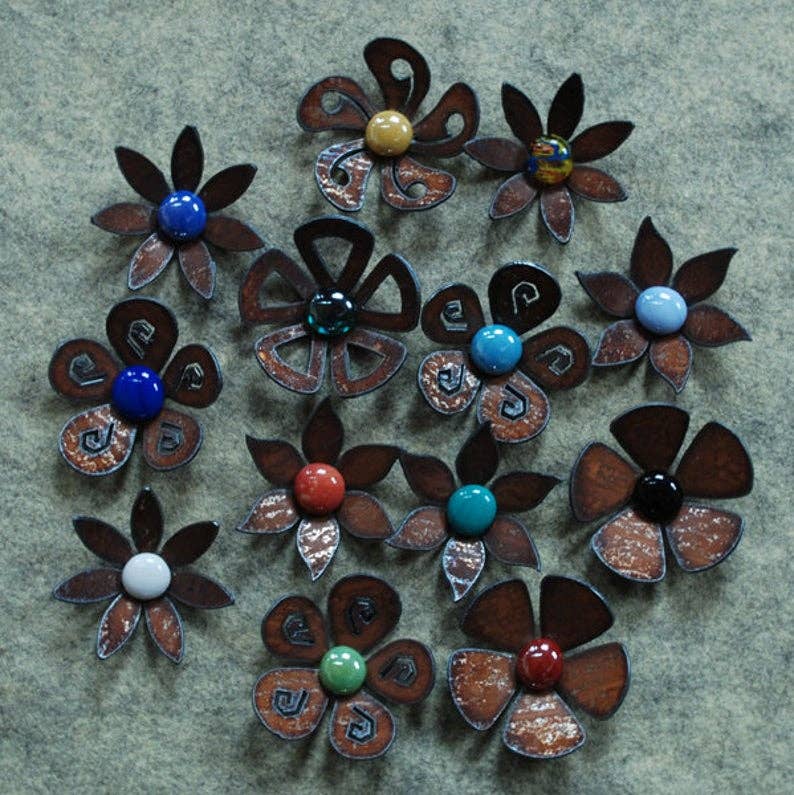 Metal Art - Metal Flower Magnets